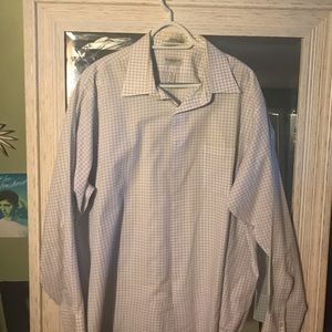brand new Van Heusen button up dress shirt